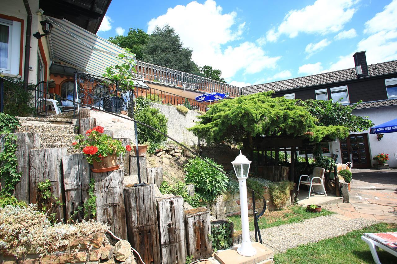 Hotel Pension Weinberg mit Landhaus Nizza Gleisweiler Esterno foto